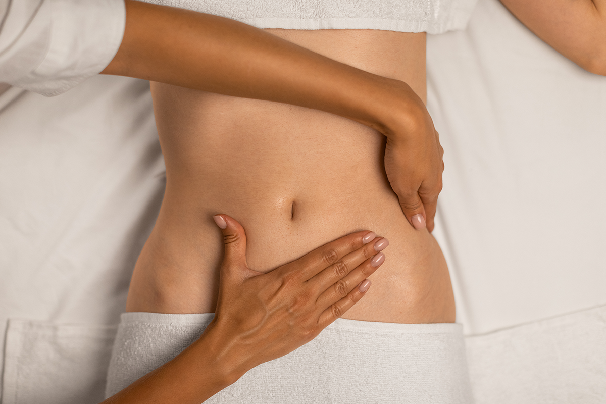 Karın bölgesine uygulanan bölgesel incelme masajı - Dream Moon Beauty