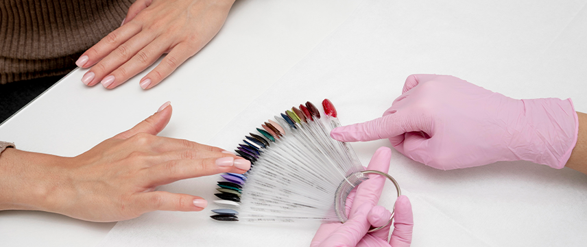 Protez tırnak için renk seçimi - manikür ve nail art